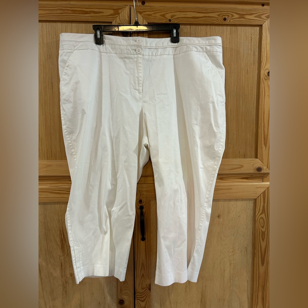 Lane Bryant White Cropped Casual Pants Sz 28